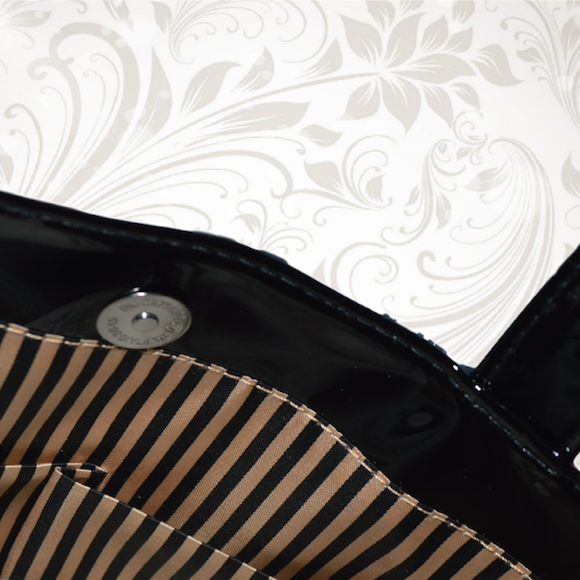 Adore Luxury Shopper