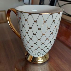 Christiana Vintage Trellis White And Gold Mug