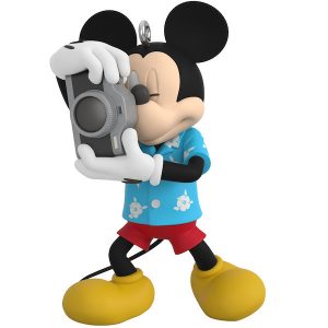 2022 Hallmark Keepsake Ornament - Disney Tourist Mickey