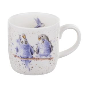 The perfect gift for a loved one, this stylish fine bone china mug features two cuddly Budgies.