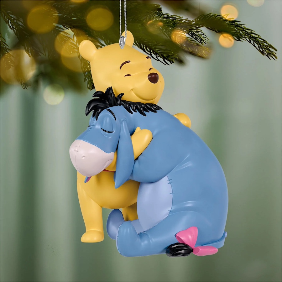 2026 Hallmark Keepsake Ornament - Disney Winnie The Pooh Holiday Hugs